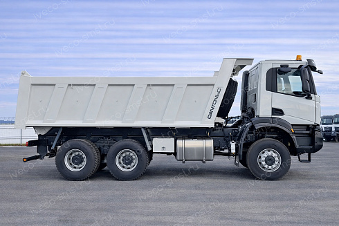 Самосвал IVECO T-WAY AD380T43W H (6x6)