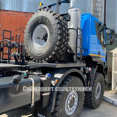Тягач специальный IVECO-AMT-733910-10 - односкатная ошиновка
